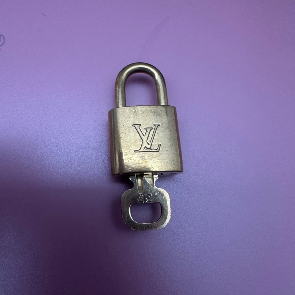 Louis Vuitton Padlock with Key #317
